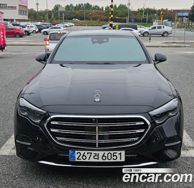 Mercedes-Benz E-Class E300 4MATIC Exclusive — пробег 62 500 км — фото 3 из 5