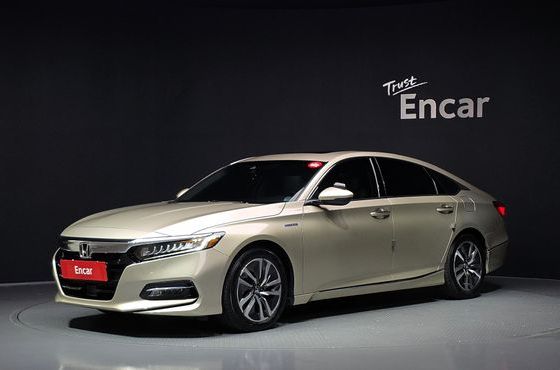Honda Accord 2.0 Hybrid Touring — пробег 121 922 км — фото 1 из 5