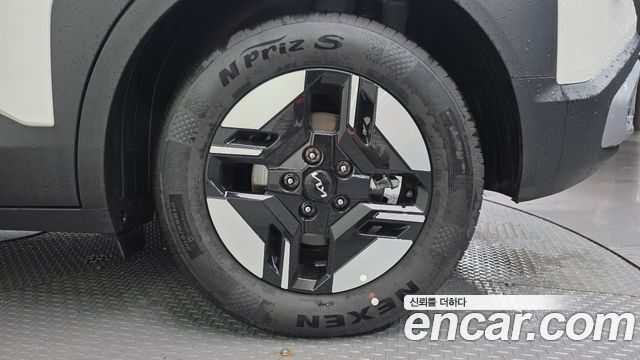 Kia Seltos Gasoline 1.6T 2WD Trendy — пробег 1 127 км — фото 5 из 5