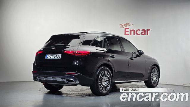 Mercedes-Benz GLC-Class GLC 300 4MATIC Avantgarde — пробег 17 807 км — фото 2 из 5