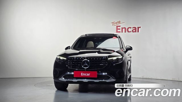 Mercedes-Benz GLC-Class GLC 300 4MATIC Avantgarde — пробег 17 807 км — фото 3 из 5