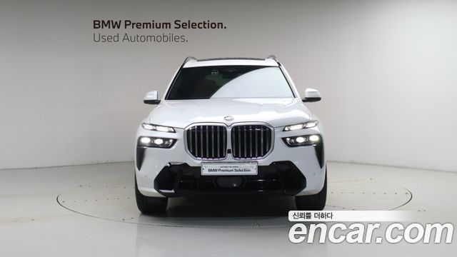 BMW X7 xDrive 40i M Sport 6STR — пробег 11 381 км — фото 2 из 5