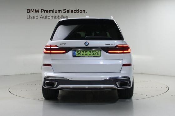 BMW X7 xDrive 40i M Sport 6STR — пробег 11 381 км — фото 3 из 5