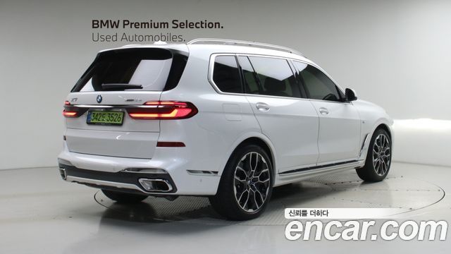 BMW X7 xDrive 40i M Sport 6STR — пробег 11 381 км — фото 4 из 5