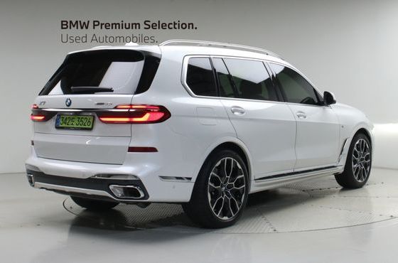 BMW X7 xDrive 40i M Sport 6STR — пробег 11 381 км — фото 4 из 5