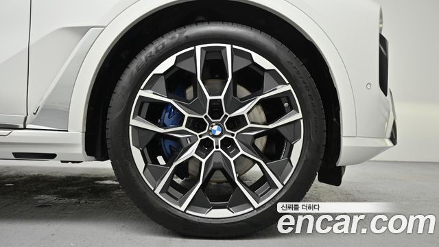 BMW X7 xDrive 40i M Sport 6STR — пробег 11 381 км — фото 5 из 5
