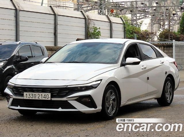 Hyundai AVANTE 1.6 Smart — пробег 104 472 км — фото 2 из 5