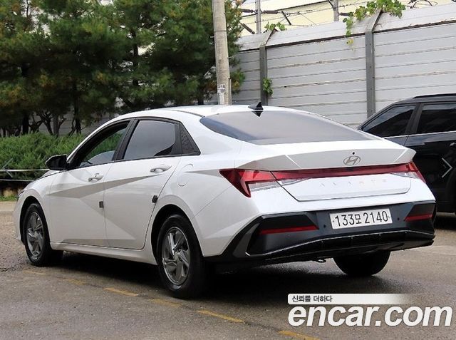 Hyundai AVANTE 1.6 Smart — пробег 104 472 км — фото 3 из 5