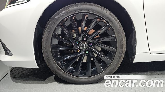Lexus ES из Кореи Encar