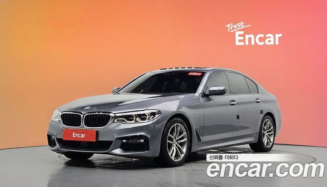BMW 5-Series 520d xDrive M Sport Package Plus — пробег 112 581 км — фото 1 из 5
