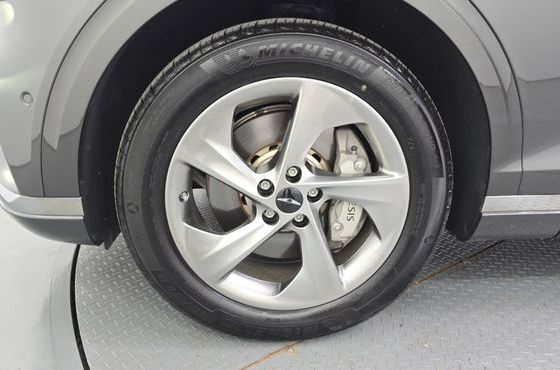 Genesis GV70 2.5T Gasoline AWD — пробег 27 104 км — фото 5 из 5