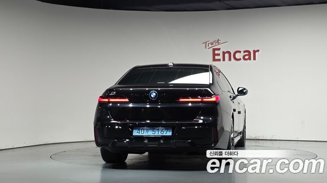 BMW i7 eDrive 50 M Sport — пробег 34 681 км — фото 4 из 5