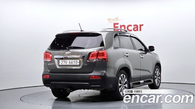 Kia Sorento Diesel 2.0 2WD TLX High-Deluxe — пробег 226 736 км — фото 2 из 5