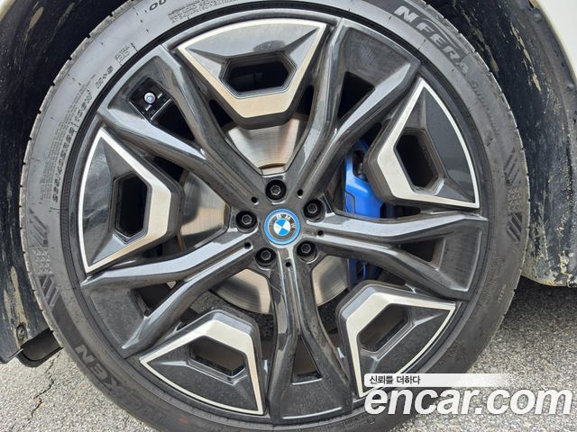 BMW iX xDrive50 Sports Plus — пробег 56 028 км — фото 5 из 5