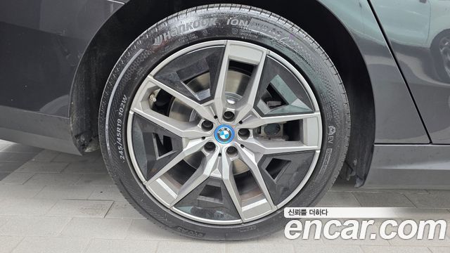 BMW i5 из Кореи Encar