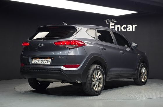 Hyundai Tucson Diesel 1.7 2WD Style — пробег 225 539 км — фото 2 из 5
