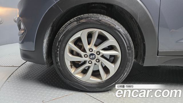 Hyundai Tucson Diesel 1.7 2WD Style — пробег 225 539 км — фото 5 из 5