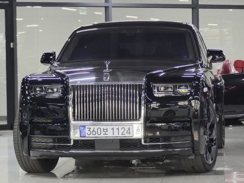 Rolls-Royce Phantom 6.7 V12 — пробег 770 км — фото 1 из 5