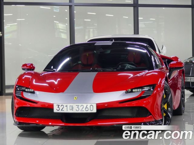 Ferrari SF90 4.0 — пробег 640 км — фото 1 из 5