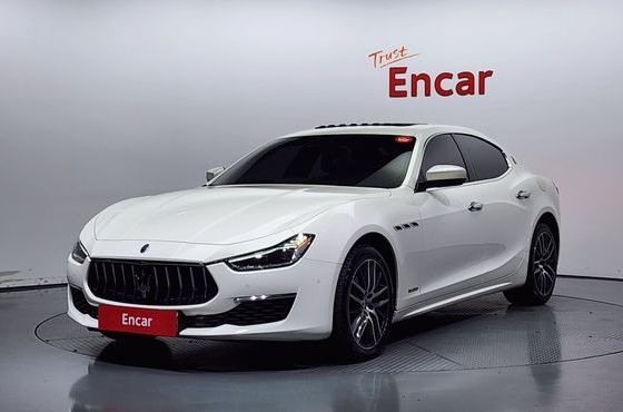 Maserati Ghibli 3.0 Diesel GranLusso 3rd — пробег 47 870 км — фото 1 из 5