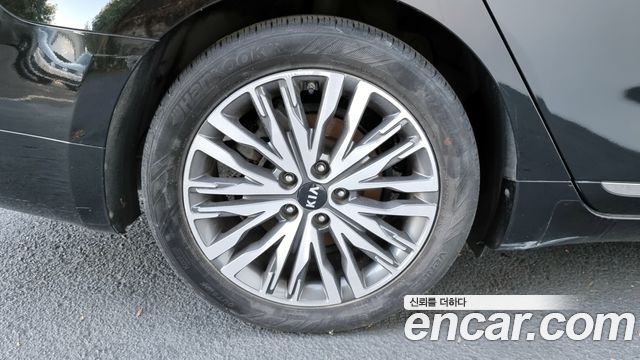Kia K7 из Кореи Encar