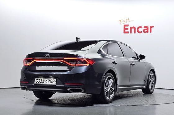 Hyundai Grandeur 2.4 Premium Special — пробег 70 798 км — фото 2 из 5