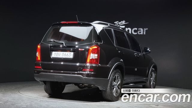 Ssangyong Rexton 2.2 4WD RX7 Luxury — пробег 66 578 км — фото 2 из 5