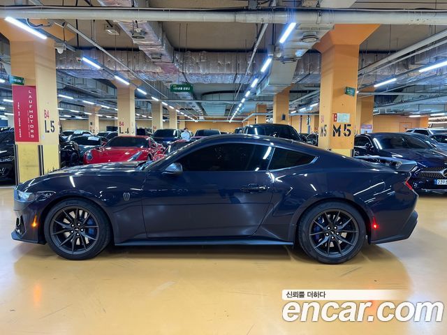 Ford Mustang 5.0 GT Premium Coupe — пробег 7 000 км — фото 3 из 5