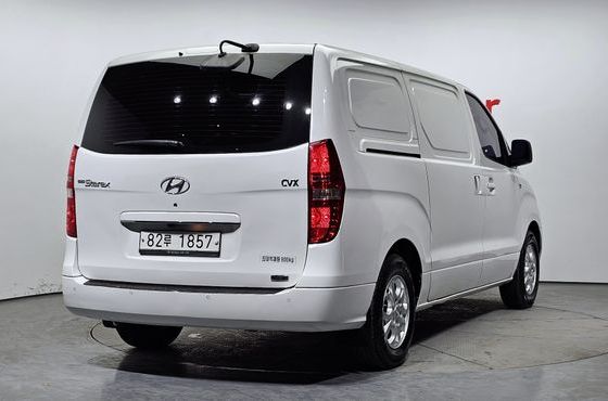 Hyundai Starex 3-Seater VAN CVX Deluxe — пробег 99 798 км — фото 2 из 5