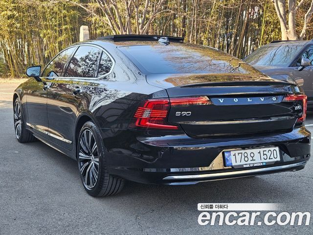 Volvo S90 из Кореи Encar