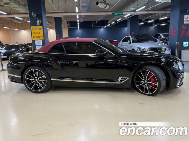 Bentley Continental 6.0 GTC — пробег 44 000 км — фото 2 из 5