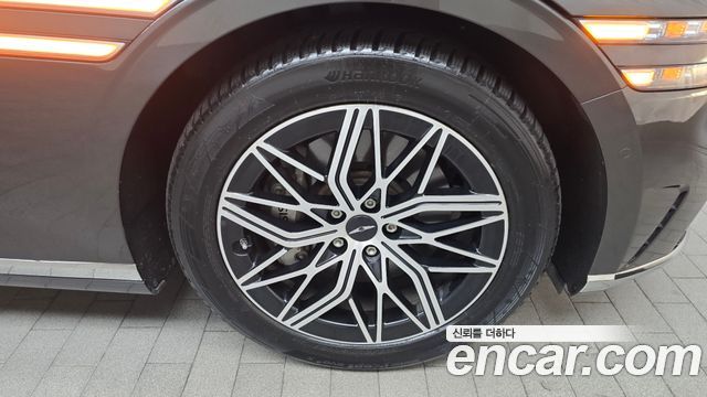 Genesis G90 Gasoline 3.5 Turbo AWD — пробег 105 373 км — фото 5 из 5