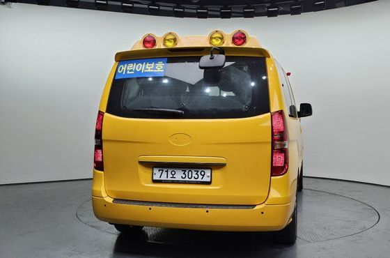 Hyundai Starex School Bus — пробег 72 625 км — фото 4 из 5