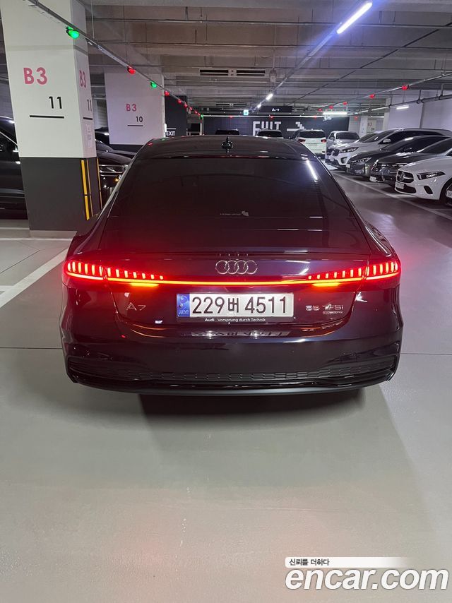Audi A7 55 TFSI Quattro Premium — пробег 45 000 км — фото 4 из 5