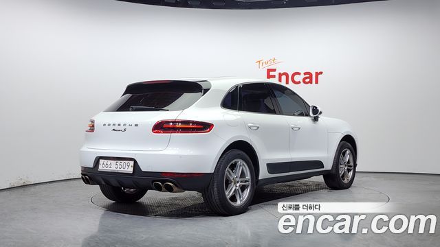 Porsche Macan из Кореи Encar