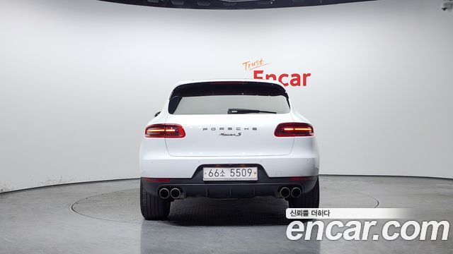 Porsche Macan из Кореи Encar