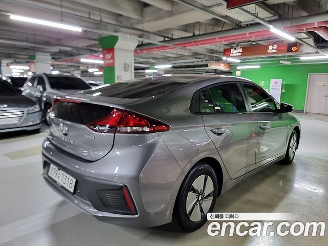Hyundai Ioniq из Кореи Encar