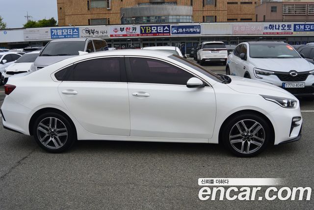 Kia K3 из Кореи Encar