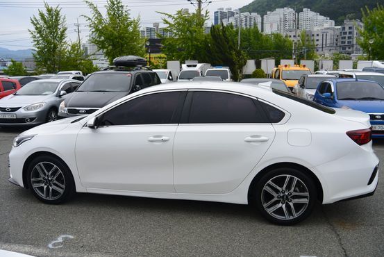 Kia K3 Luxury — пробег 84 177 км — фото 3 из 5