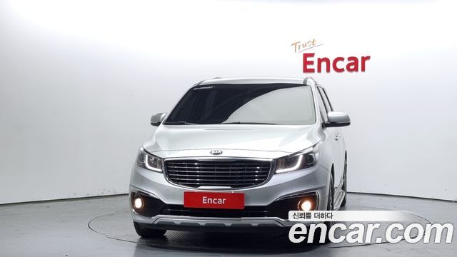 Kia Carnival 9-seater Luxury — пробег 170 538 км — фото 3 из 5
