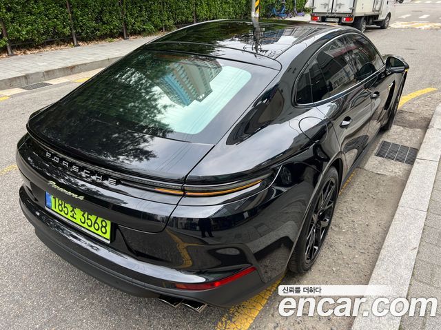 Porsche Panamera 2.9 AWD E-Hybrid — пробег 9 000 км — фото 3 из 5
