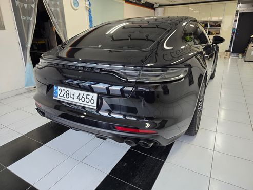 Porsche Panamera 2.9 AWD Platinum Edition — пробег 15 000 км — фото 3 из 5