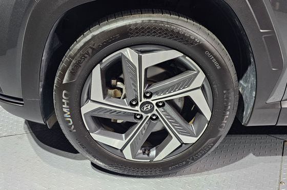 Hyundai Tucson Gasoline 1.6 Turbo 2WD Inspiration — пробег 36 026 км — фото 5 из 5