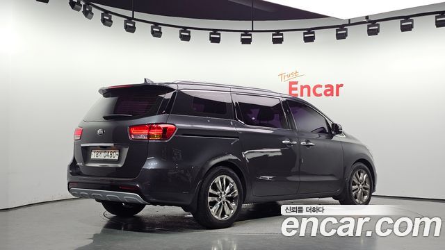 Kia Carnival 9-seater Noblesse — пробег 73 313 км — фото 2 из 5