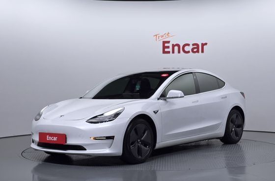 Tesla Model 3 Long Range — пробег 62 532 км — фото 1 из 5