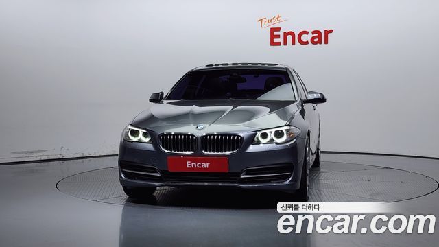 BMW 5-Series 528i xDrive — пробег 145 560 км — фото 3 из 5