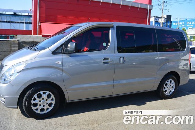 Hyundai Starex 5-Seater VAN CVX Luxury — пробег 164 711 км — фото 2 из 5