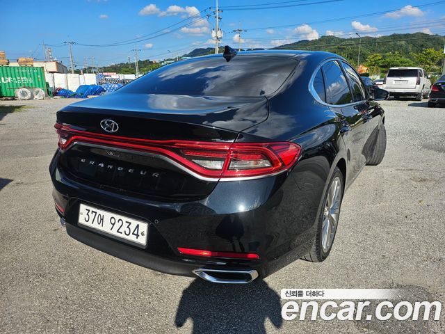 Hyundai Grandeur 2.4 Premium Special — пробег 82 000 км — фото 4 из 5