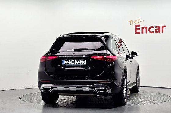 Mercedes-Benz GLC-Class GLC 300 4MATIC Avantgarde — пробег 16 381 км — фото 4 из 5