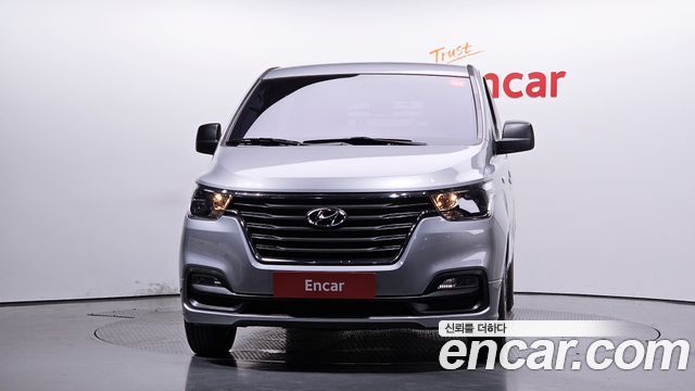 Hyundai Starex Van 5-Seater Smart — пробег 71 774 км — фото 3 из 5